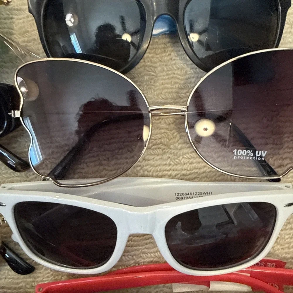 44 Pairs NWT Women's Sunglasses - Trendy, Hot Styles, Oversized, Aviator,Round+